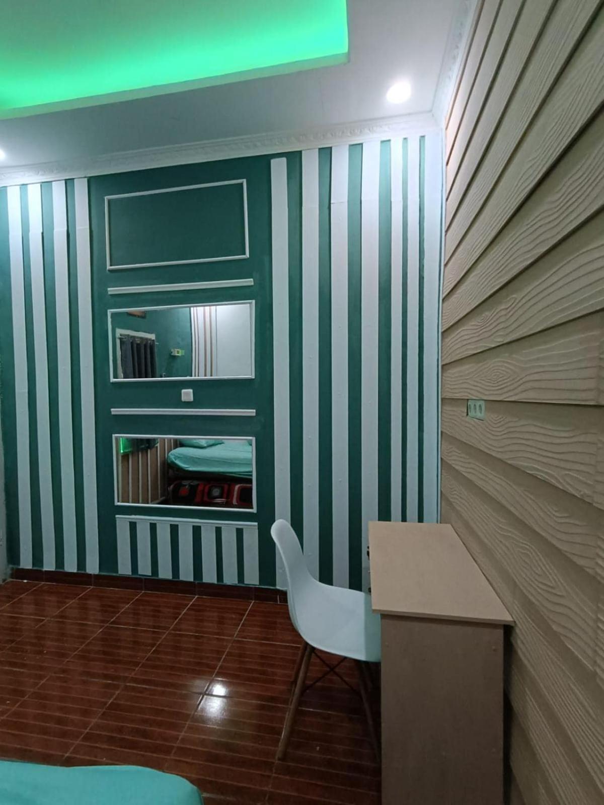 Oyo Life 92977 Neba Kost Aesthetic Hotell Peladen Exteriör bild