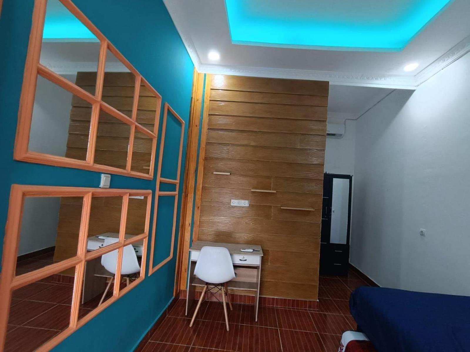 Oyo Life 92977 Neba Kost Aesthetic Hotell Peladen Exteriör bild