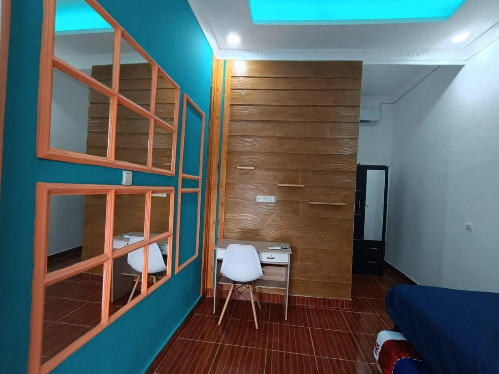 Oyo Life 92977 Neba Kost Aesthetic Hotell Peladen Exteriör bild